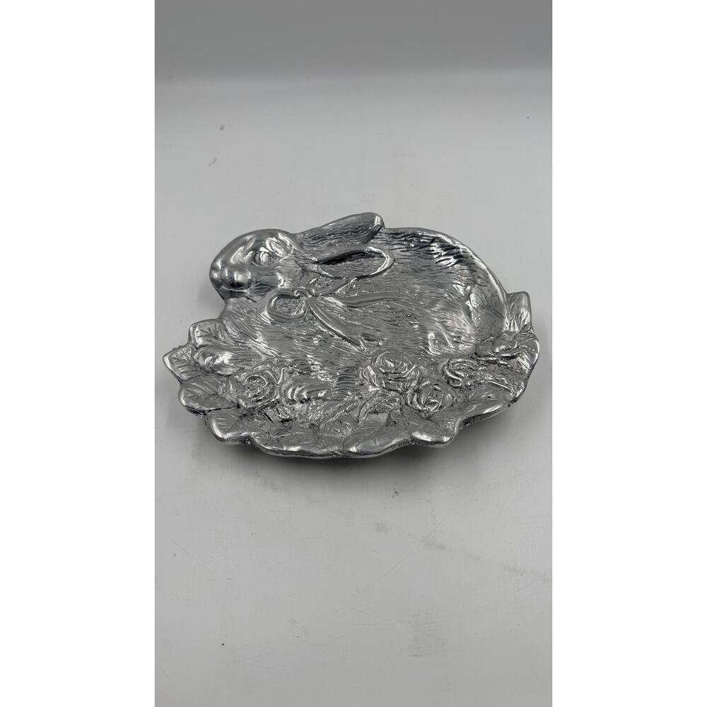 Vintage BUNNY RABBIT Dish Silver Pewter Metal Made in Mexico 9" x 8"